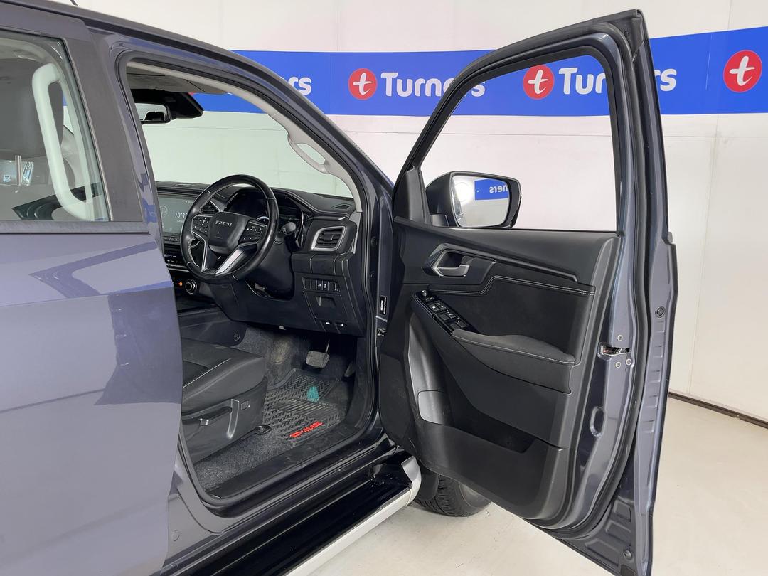 Photo '15' of Isuzu D-MAX