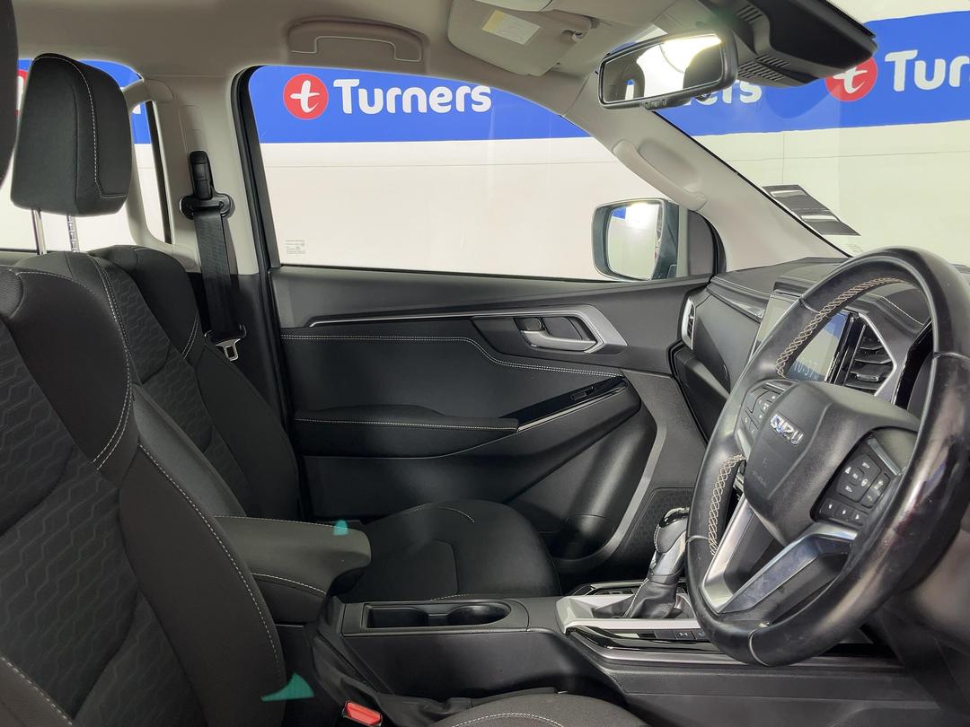 Photo '16' of Isuzu D-MAX