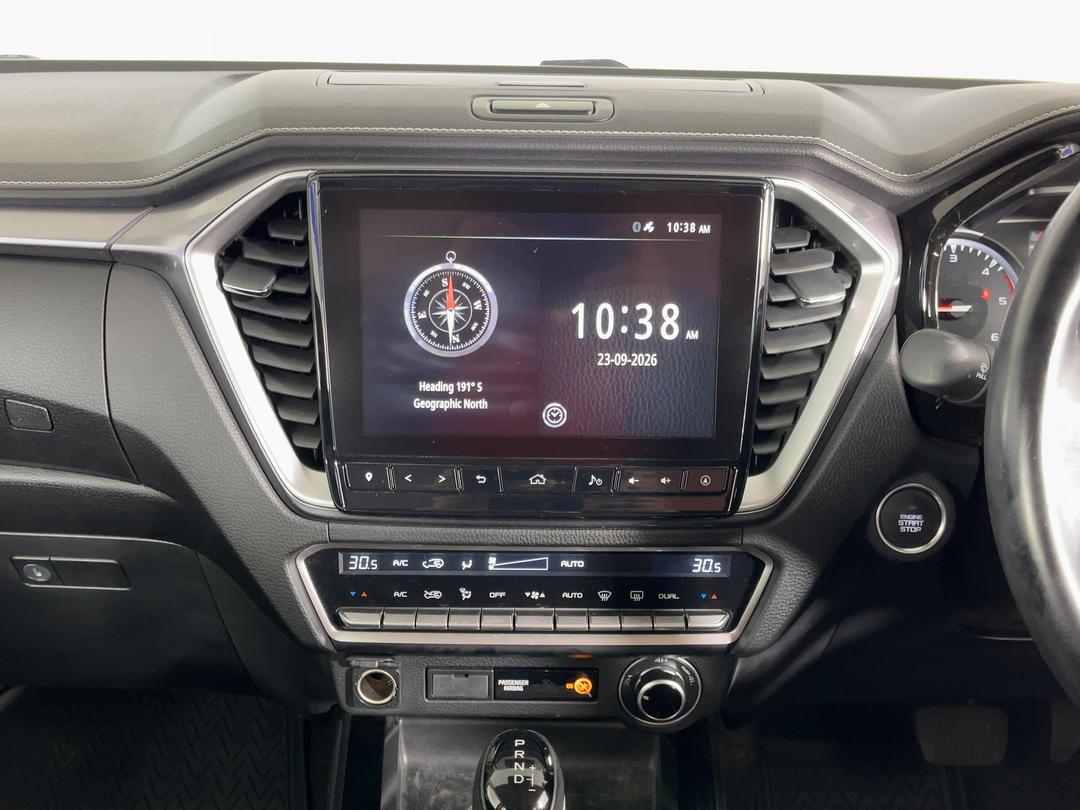 Photo '18' of Isuzu D-MAX