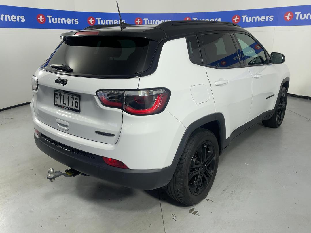 Photo '7' of Jeep Compass