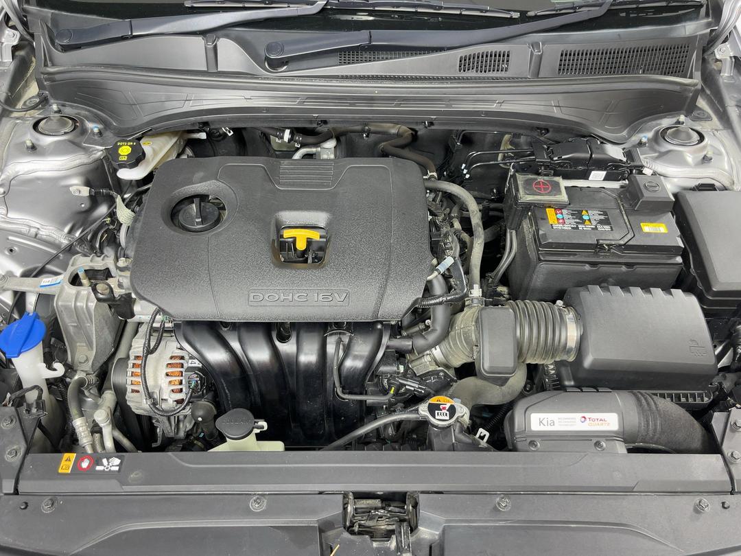Photo '13' of KIA Cerato