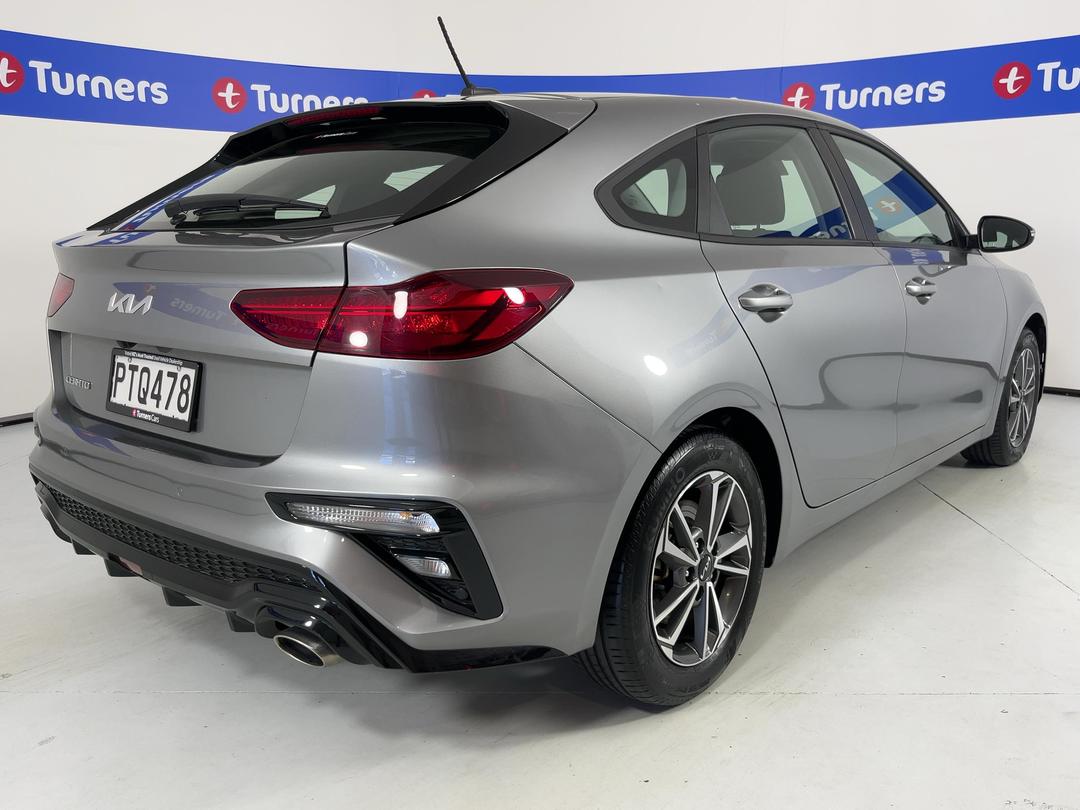 Photo '7' of KIA Cerato