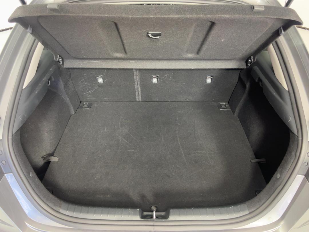 Photo '14' of KIA Cerato