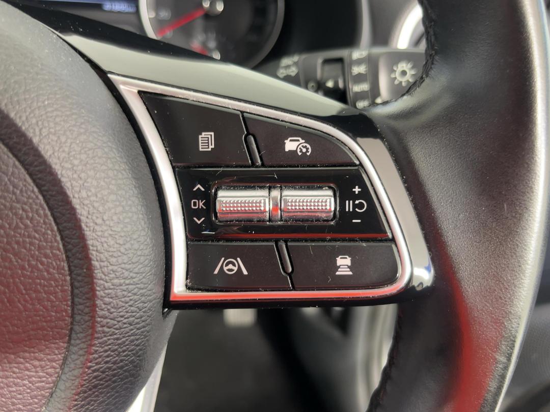 Photo '23' of KIA Cerato