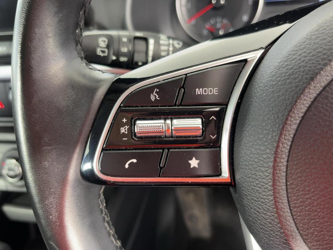 Photo '24' of KIA Cerato