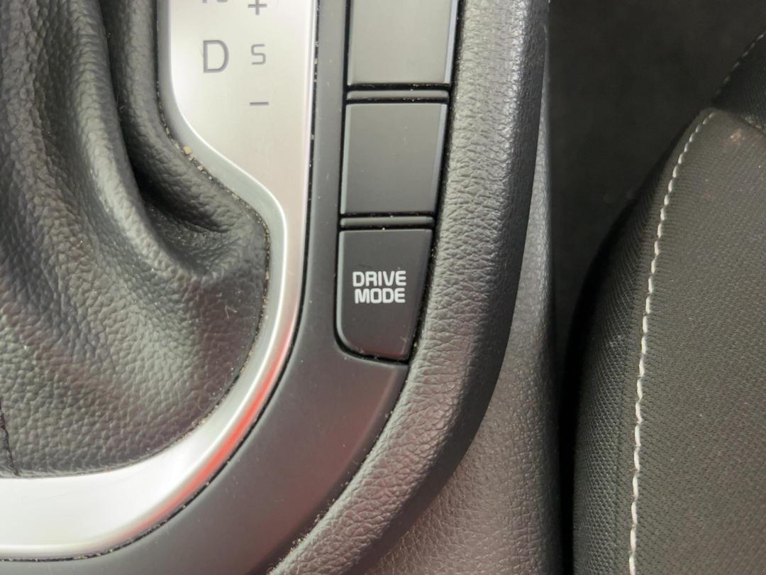 Photo '27' of KIA Cerato