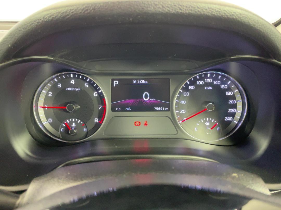 Photo '21' of KIA Cerato