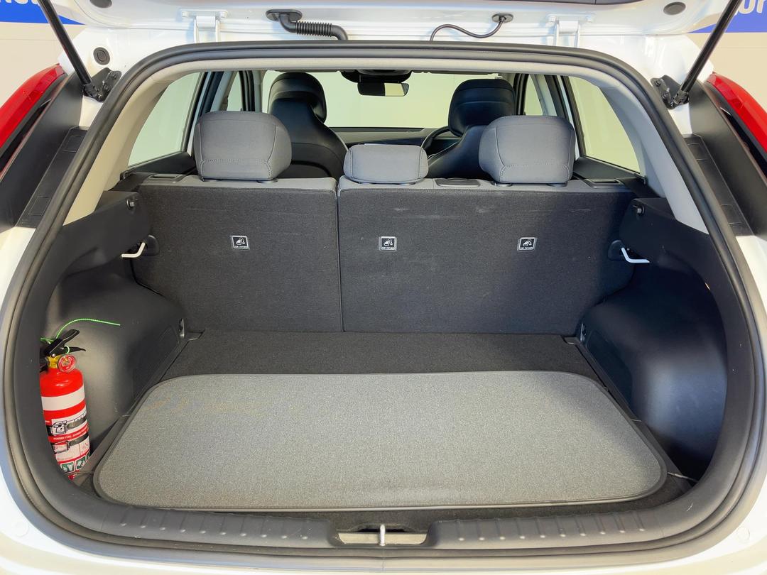 Photo '14' of KIA Niro