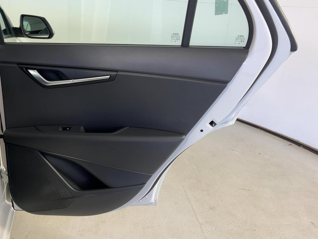 Photo '19' of KIA Niro