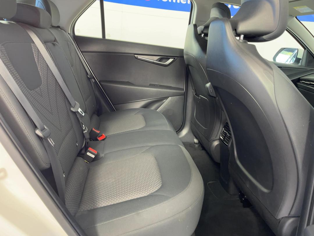 Photo '20' of KIA Niro