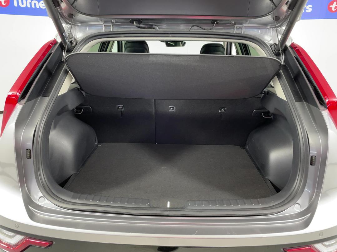 Photo '14' of KIA Niro