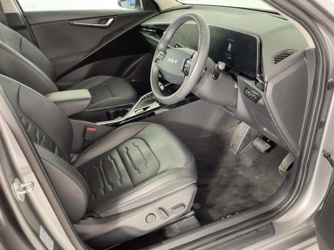 Photo '16' of KIA Niro