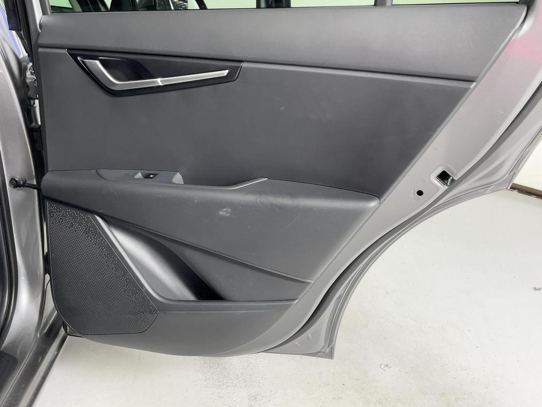 Photo '19' of KIA Niro