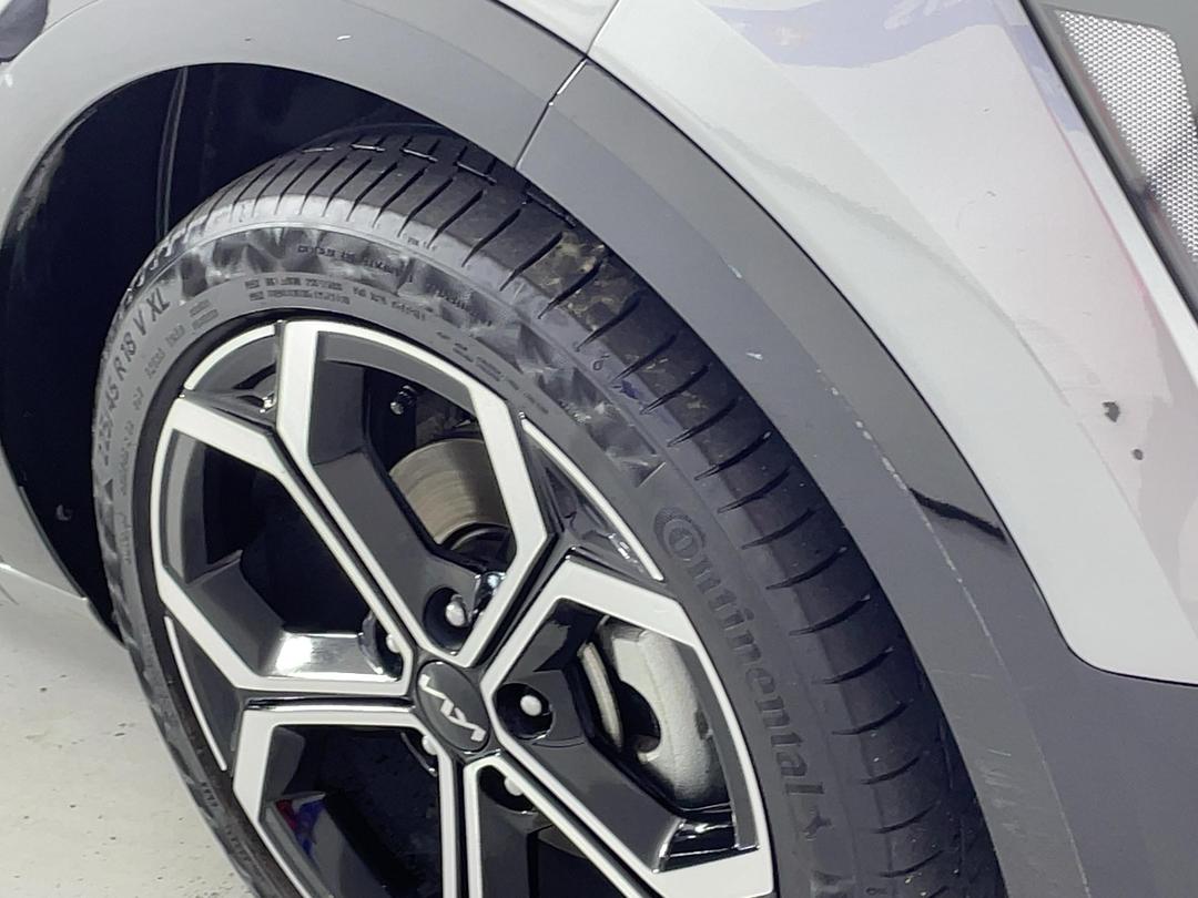 Photo '24' of KIA Niro