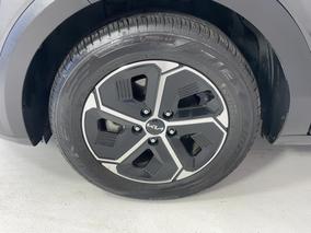 Photo '10' of KIA Niro