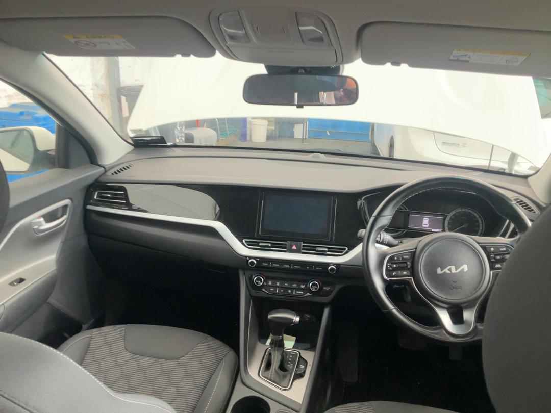 Photo '20' of KIA Niro Plus Light