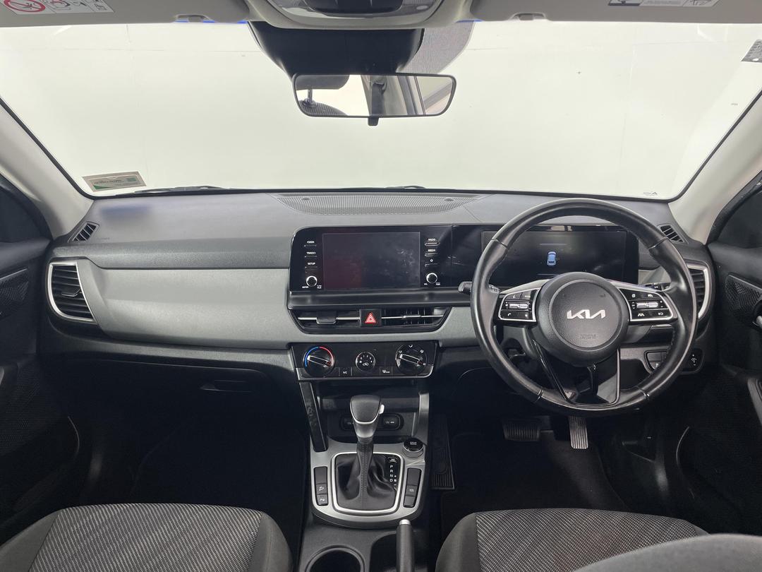 Photo '17' of KIA Seltos