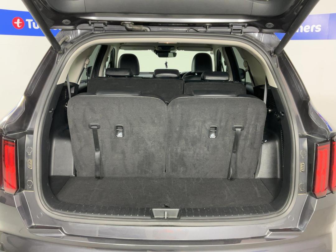 Photo '14' of KIA Sorento