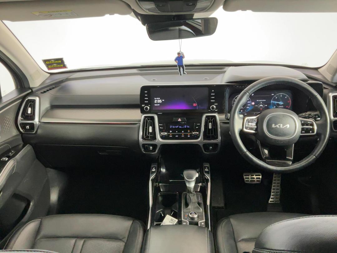 Photo '17' of KIA Sorento