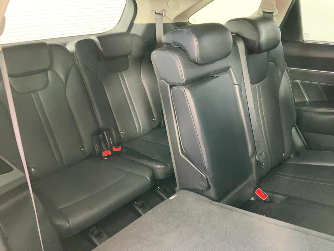 Photo '24' of KIA Sorento