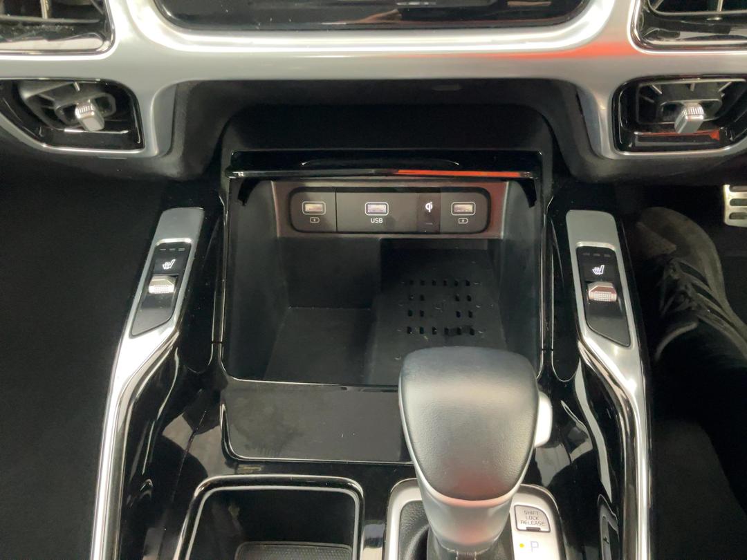 Photo '31' of KIA Sorento