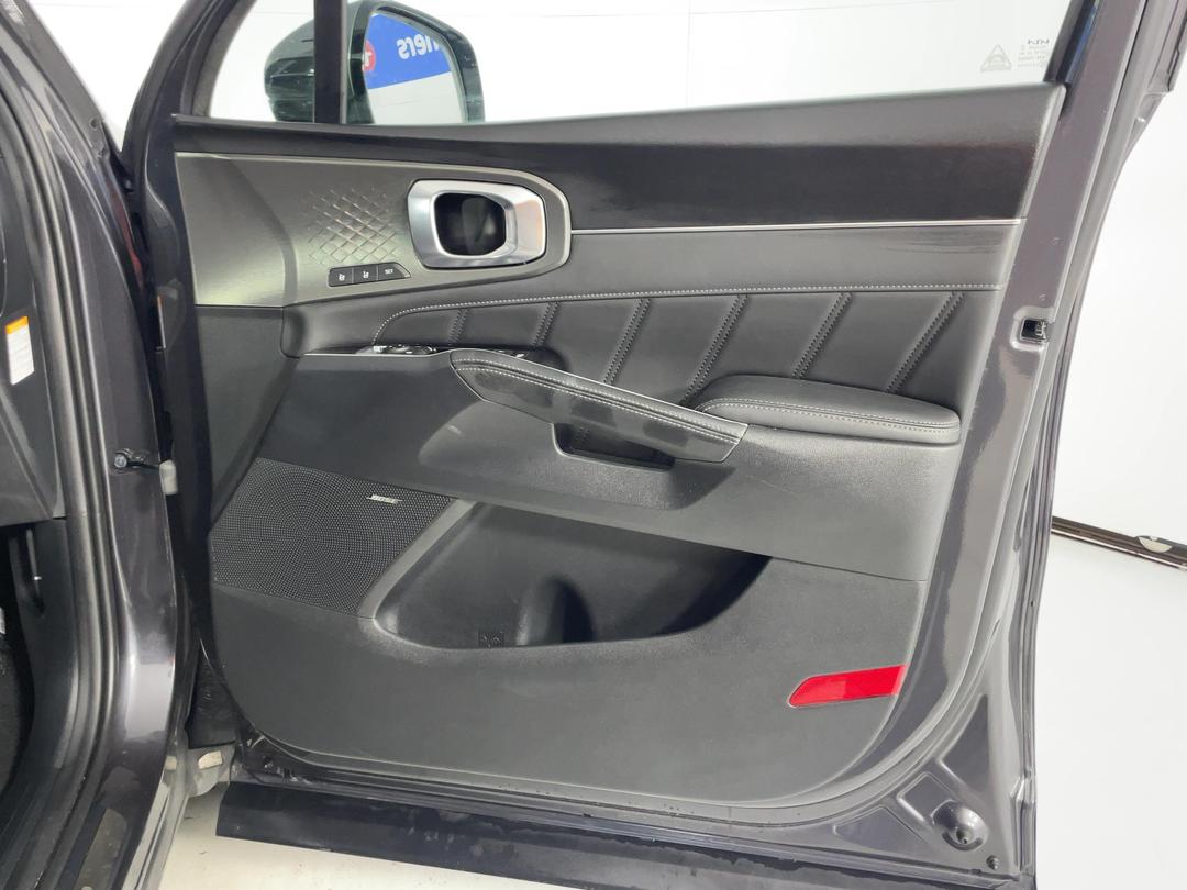 Photo '15' of KIA Sorento