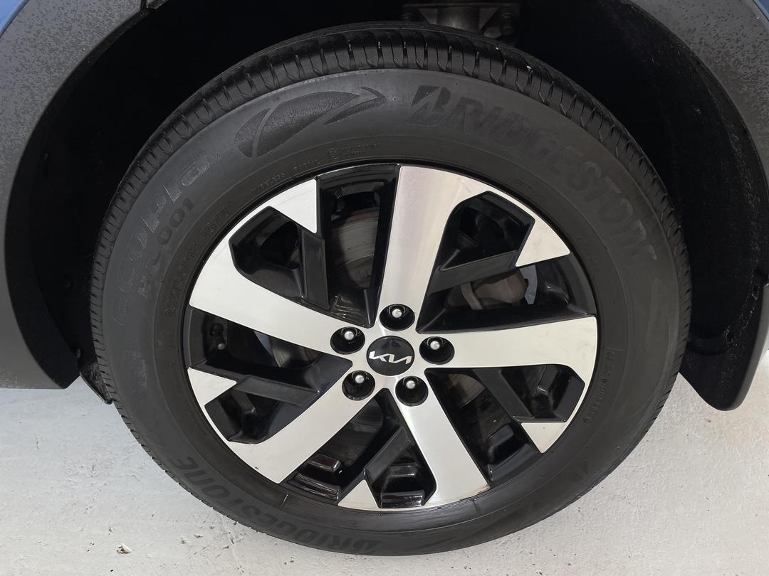 Photo '11' of KIA Sorento