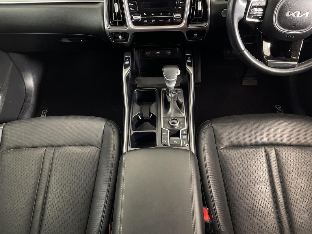 Photo '18' of KIA Sorento