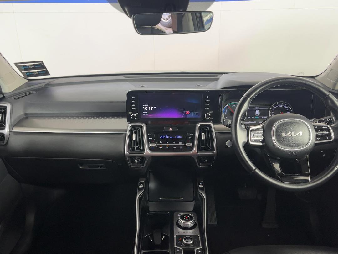 Photo '17' of KIA Sorento