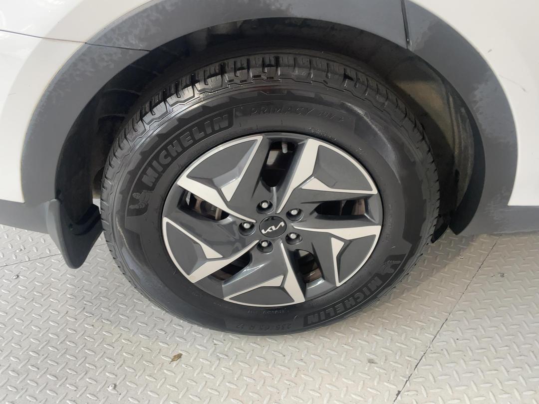 Photo '12' of KIA Sorento