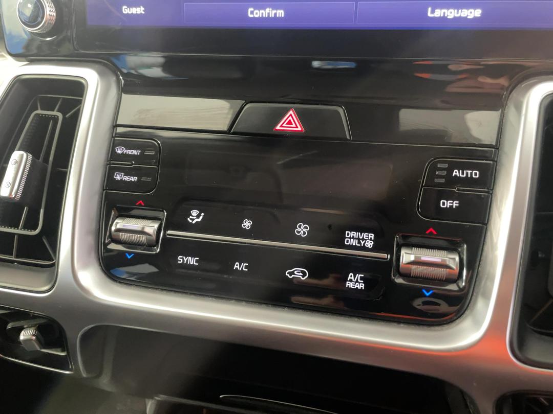 Photo '32' of KIA Sorento