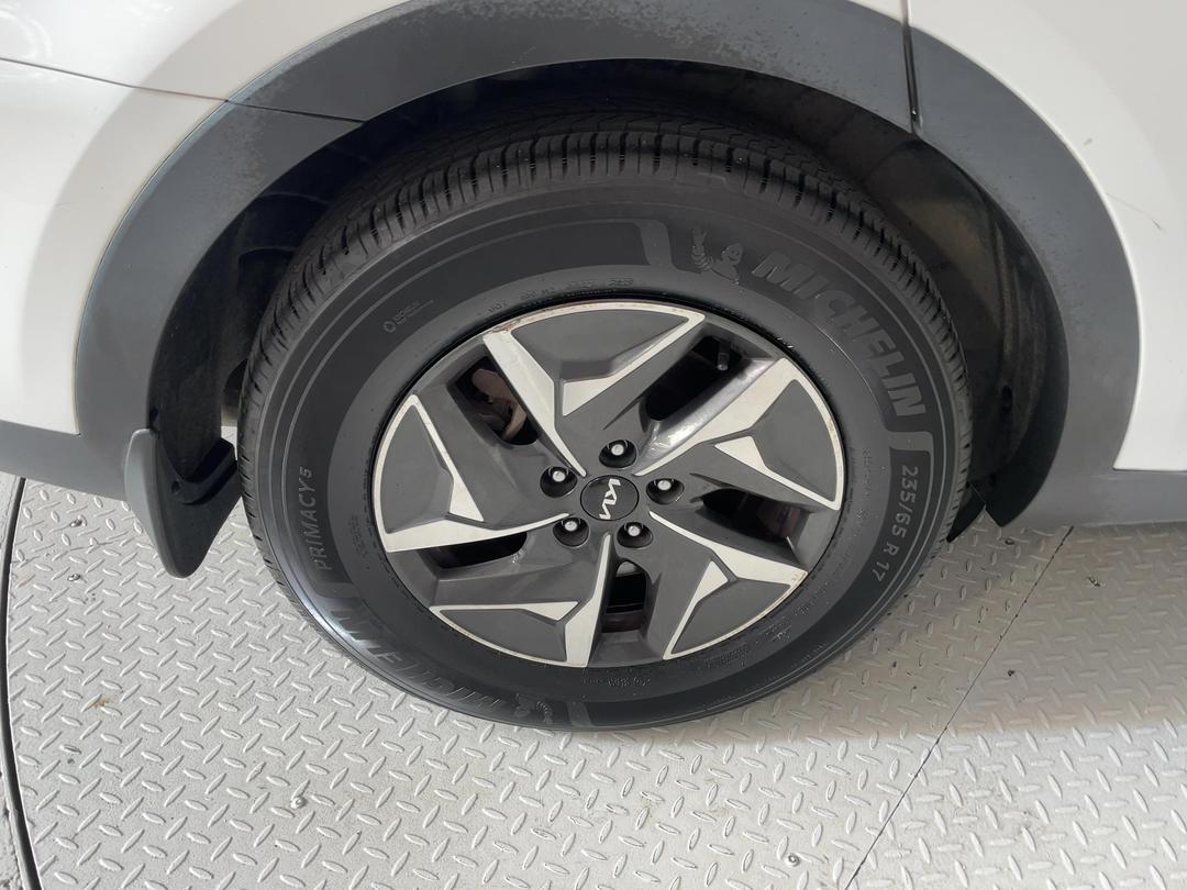 Photo '12' of KIA Sorento