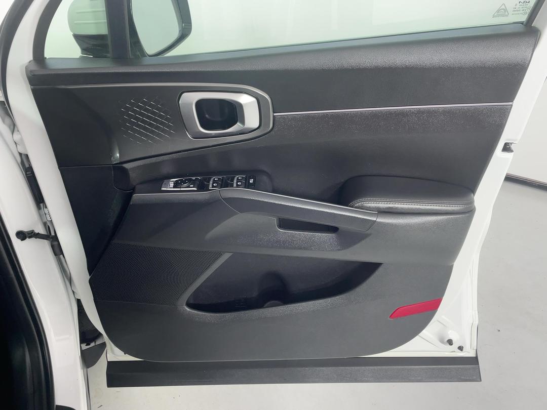 Photo '15' of KIA Sorento