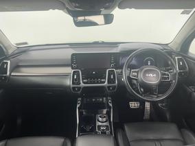 Photo '17' of KIA Sorento
