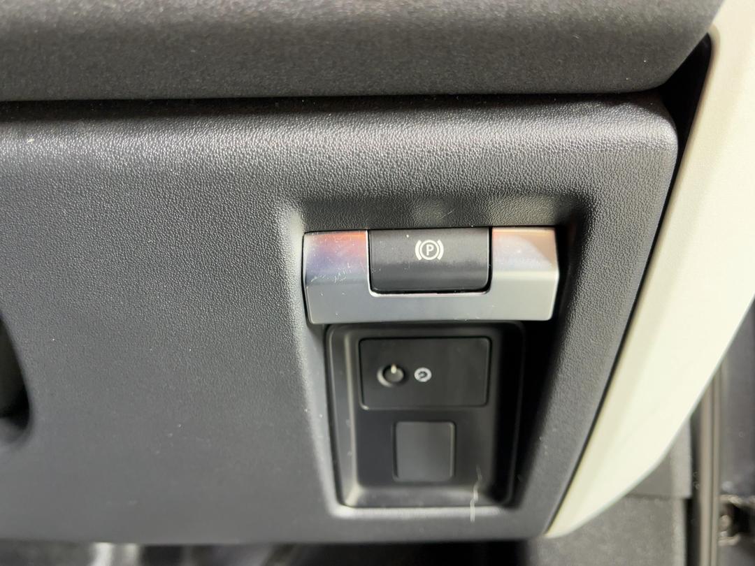 Photo '23' of Land Rover Defender
