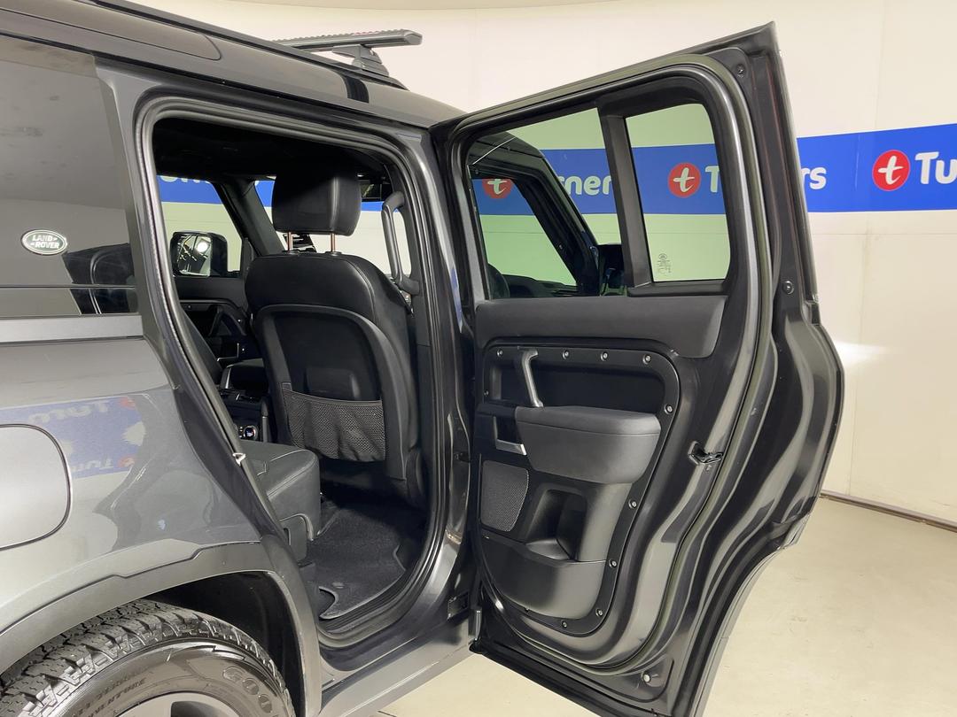Photo '19' of Land Rover Defender
