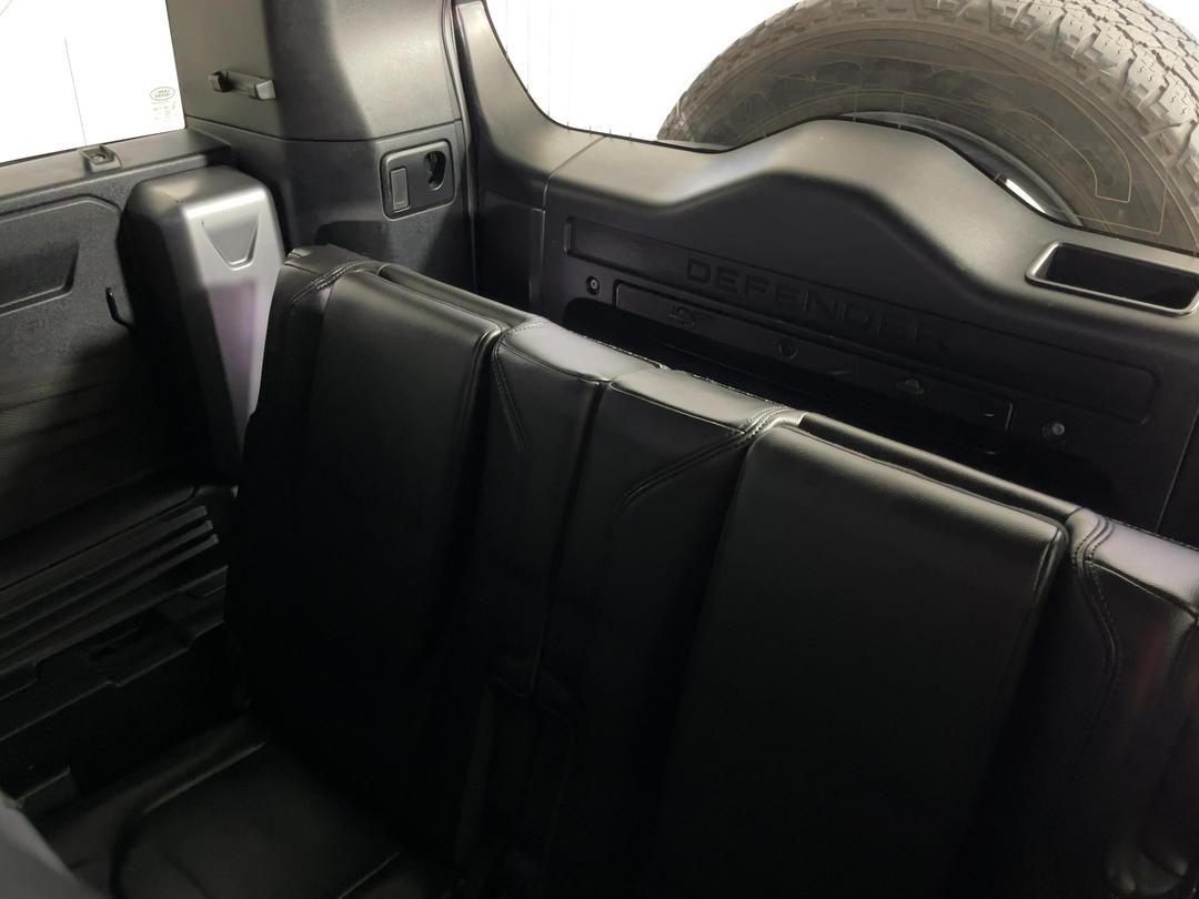 Photo '36' of Land Rover Defender