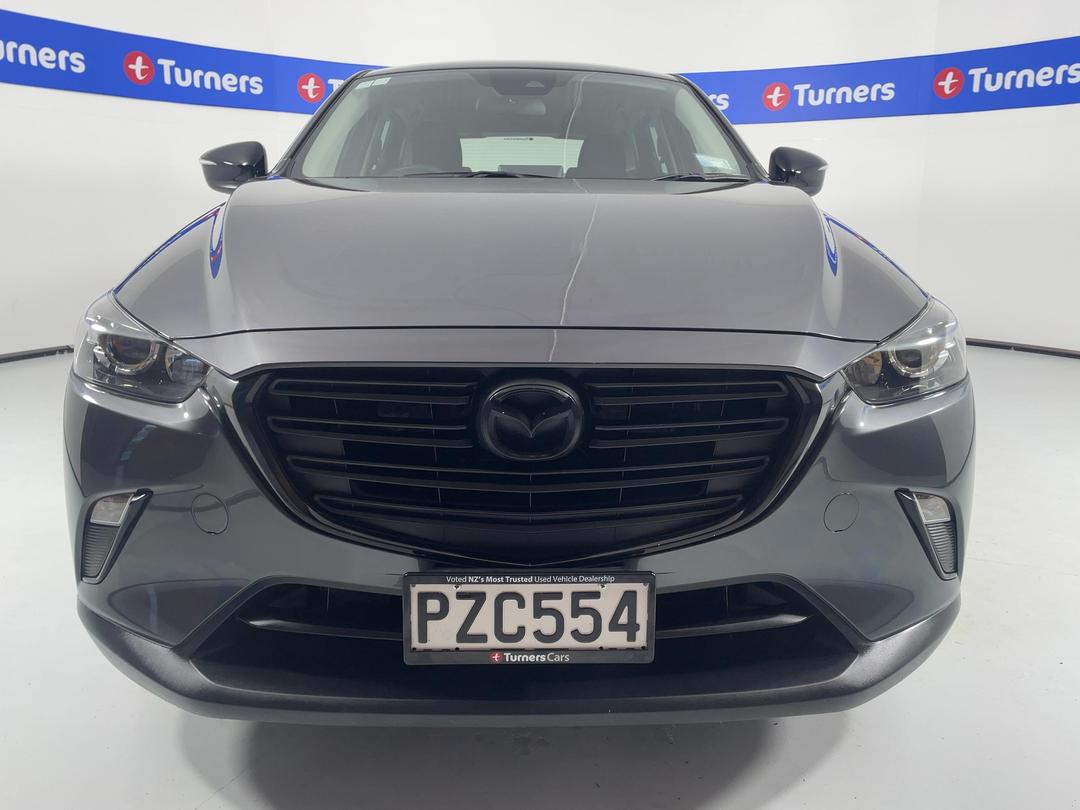 Photo '2' of Mazda CX-3