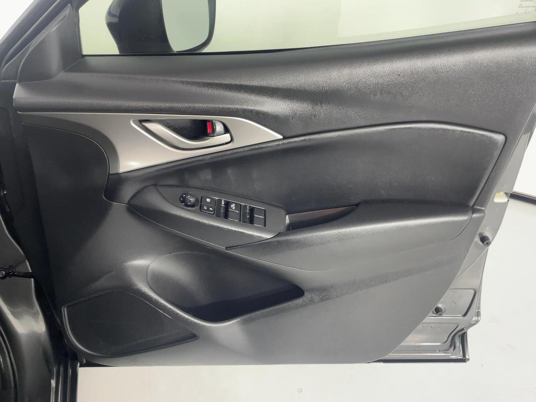 Photo '15' of Mazda CX-3