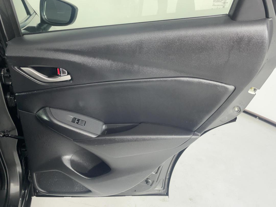 Photo '19' of Mazda CX-3