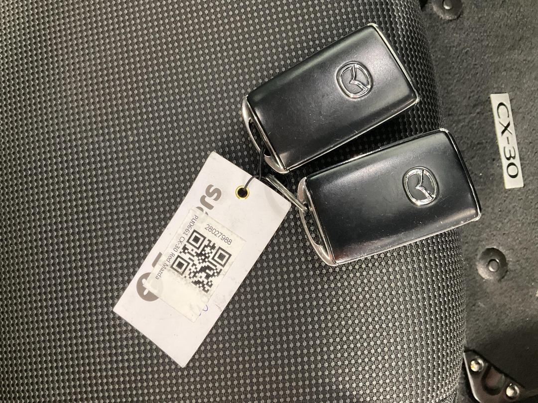 Photo '22' of Mazda CX-30