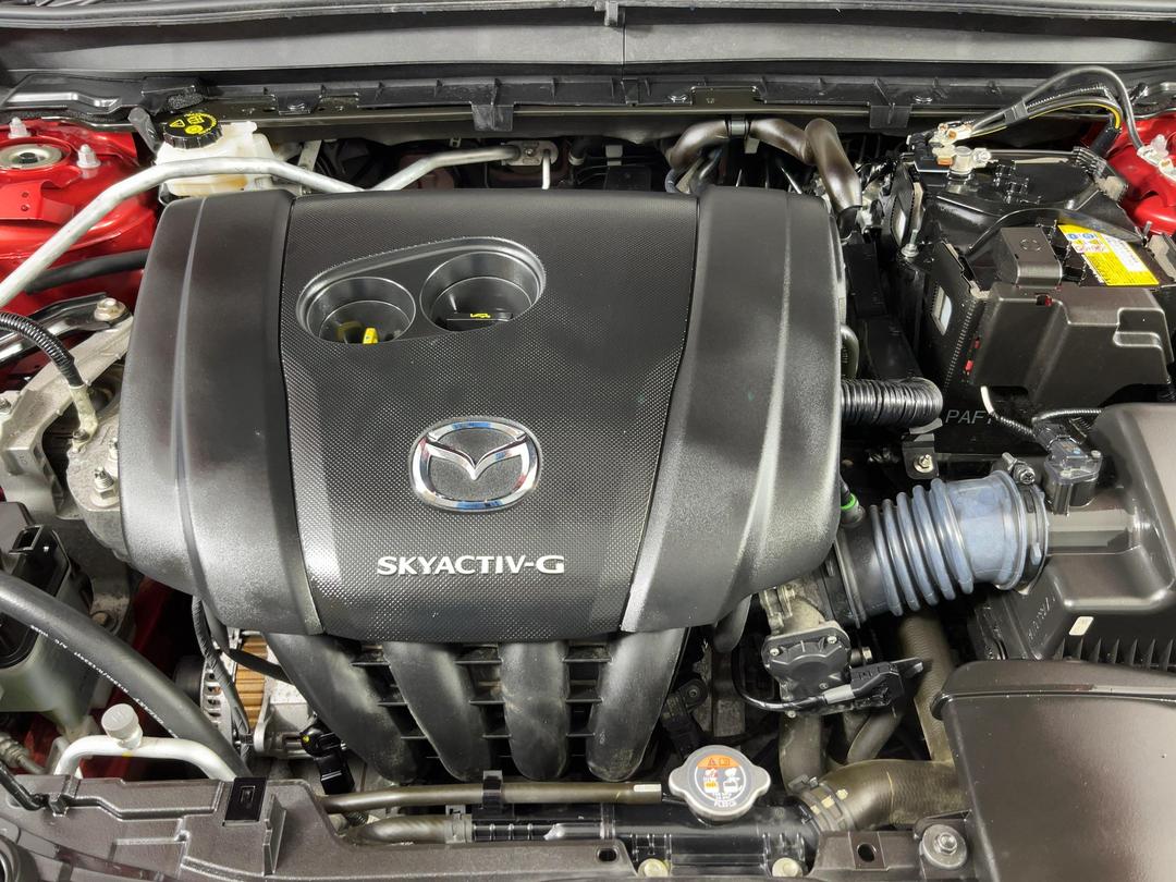 Photo '13' of Mazda CX-30