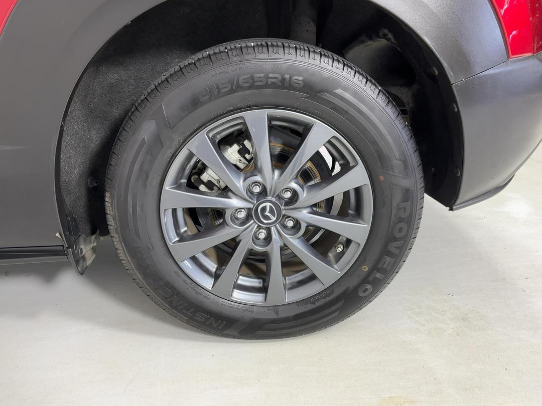 Photo '11' of Mazda CX-30