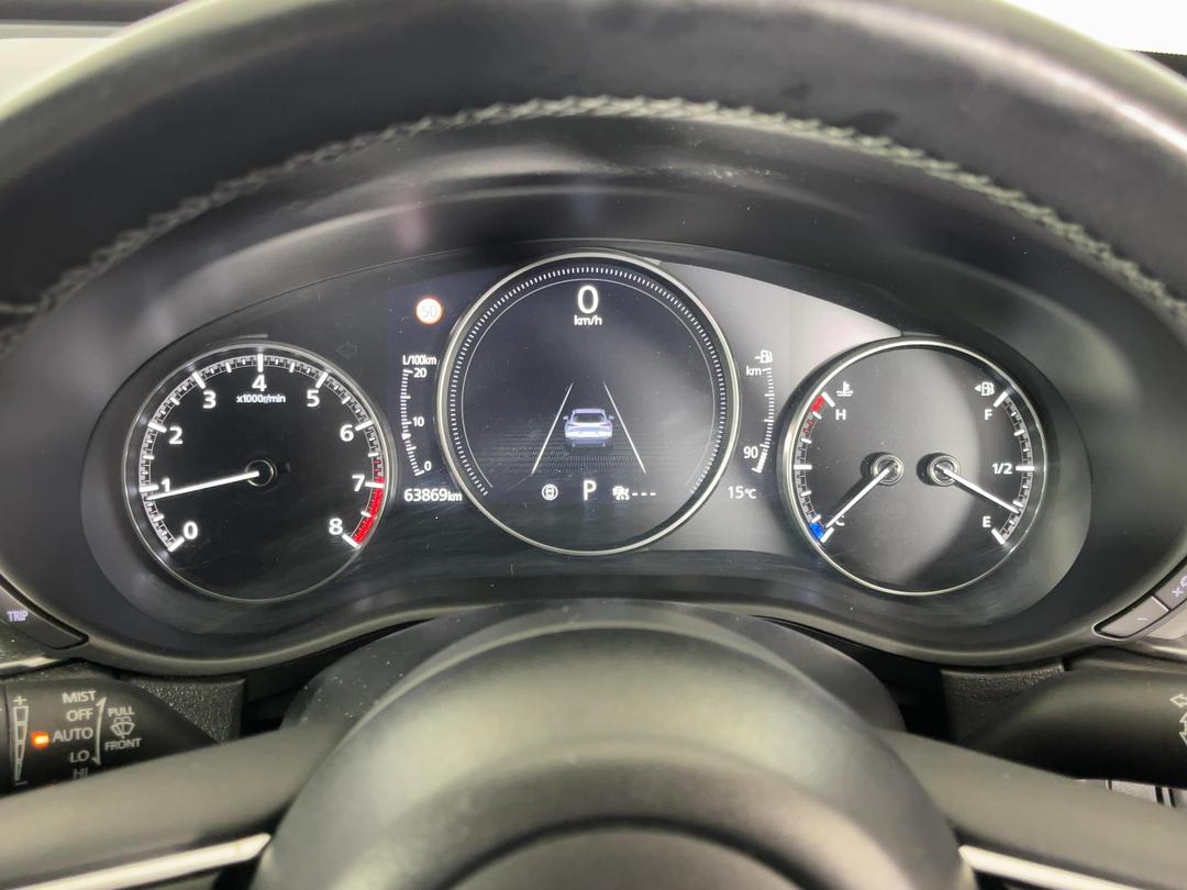 Photo '21' of Mazda CX-30
