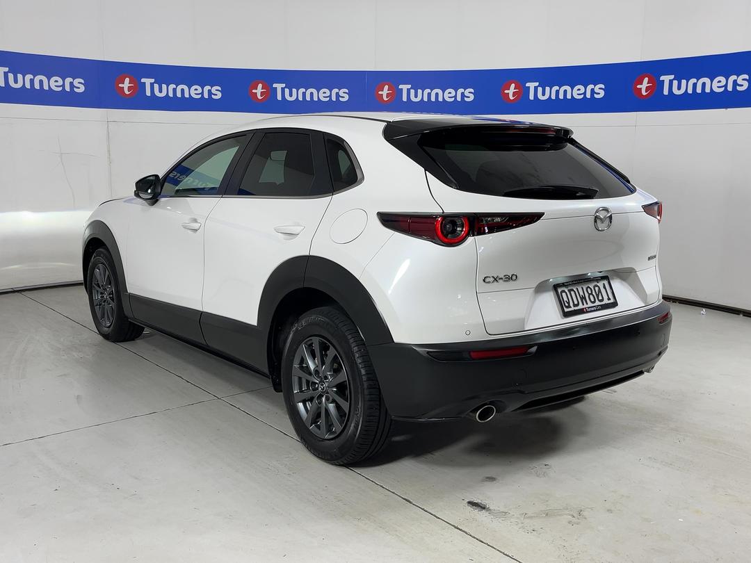 Photo '5' of Mazda CX-30