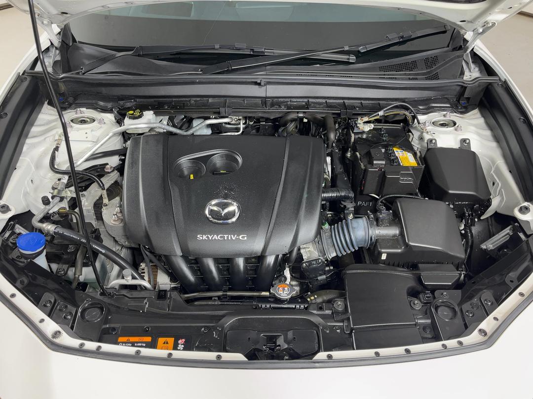 Photo '13' of Mazda CX-30