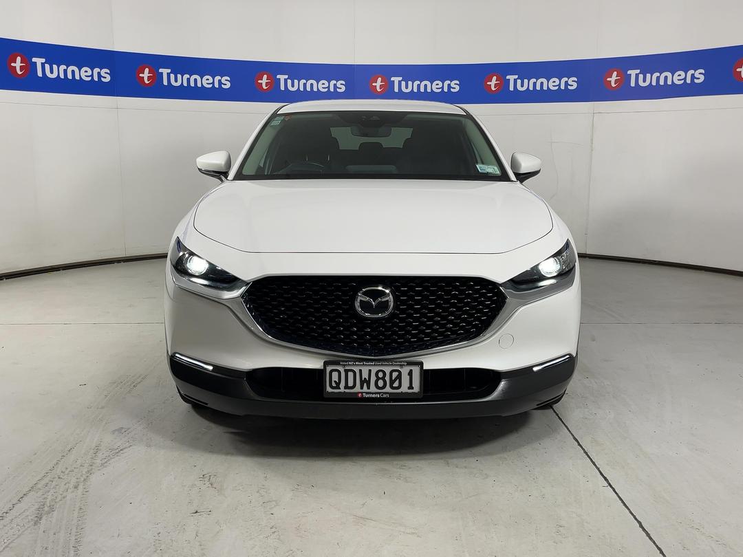 Photo '2' of Mazda CX-30