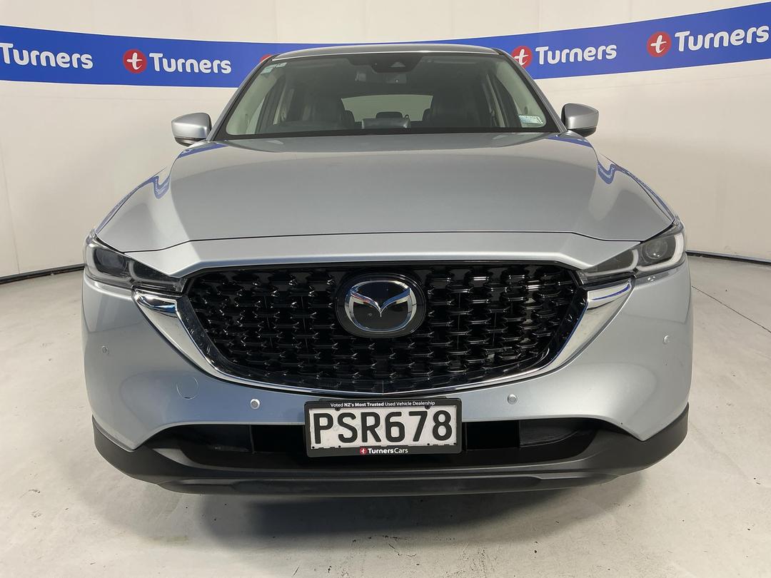 Photo '2' of Mazda CX-5