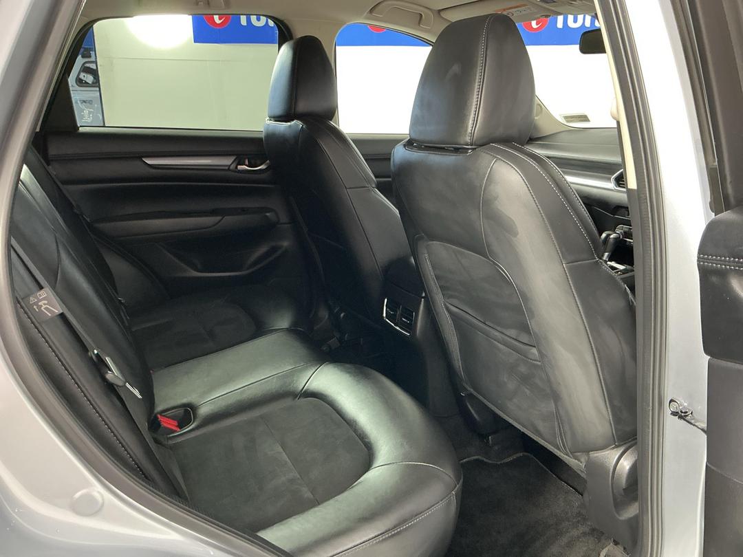 Photo '20' of Mazda CX-5