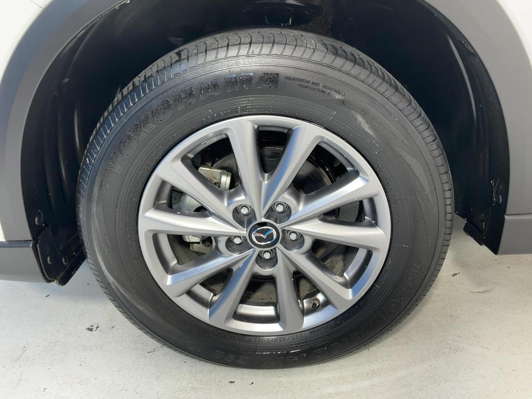 Photo '10' of Mazda CX-5